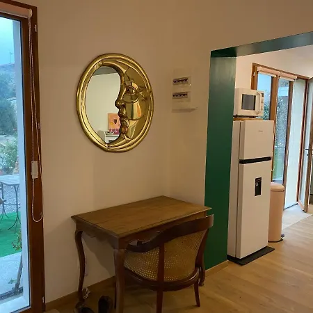 Holiday home Maisonnette Zen Et Agreable